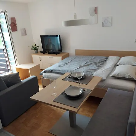 Jeglic C17 Apartment