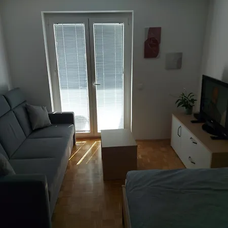 Jeglic C17 Apartment *